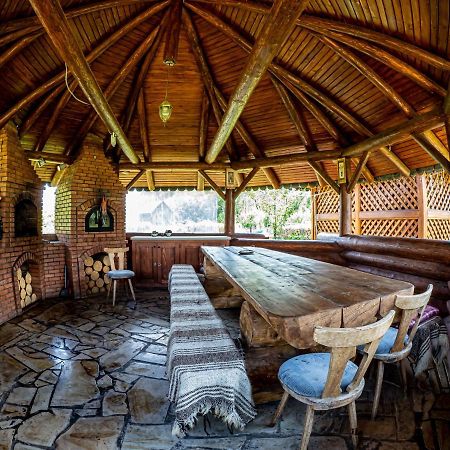 Casa Iulia Villa Pojorîta Екстериор снимка