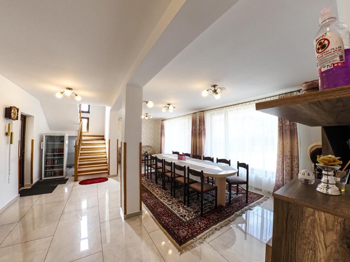 Casa Iulia Villa Pojorîta Екстериор снимка